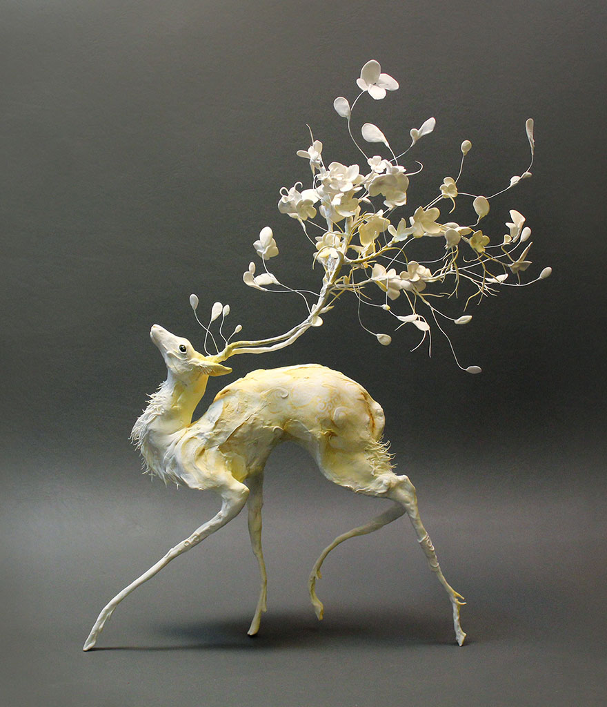 surreal-animal-sculptures-ellen-jewett-1.jpg