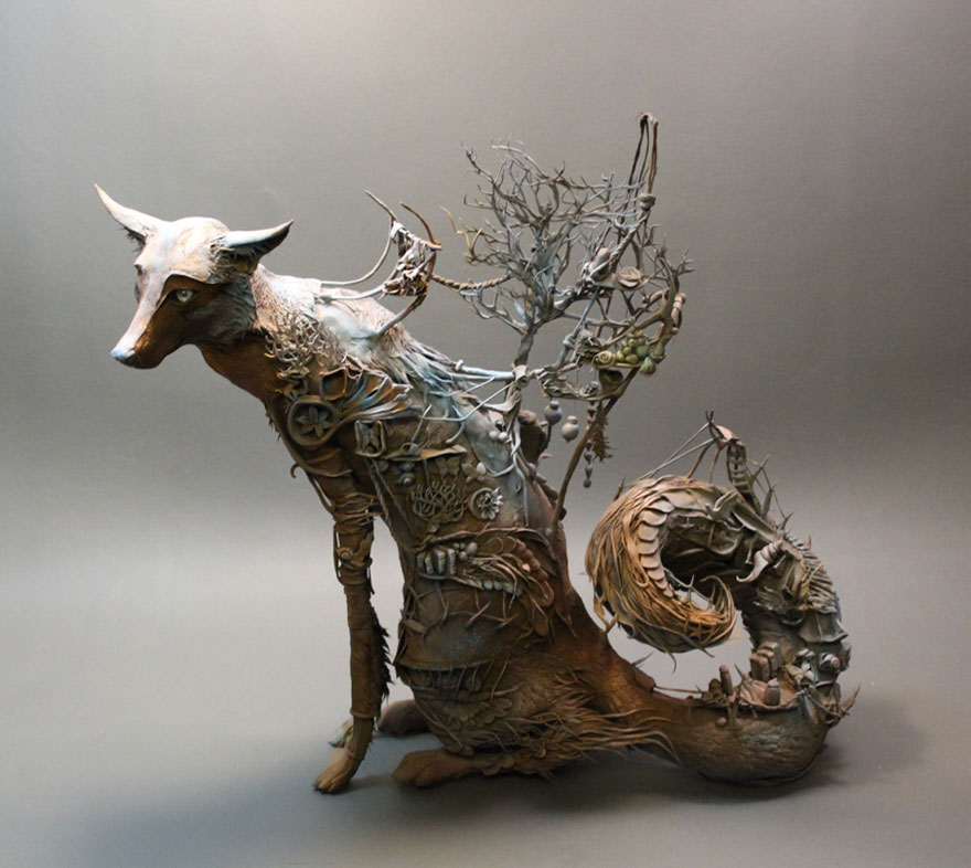 surreal-animal-sculptures-ellen-jewett-35.jpg