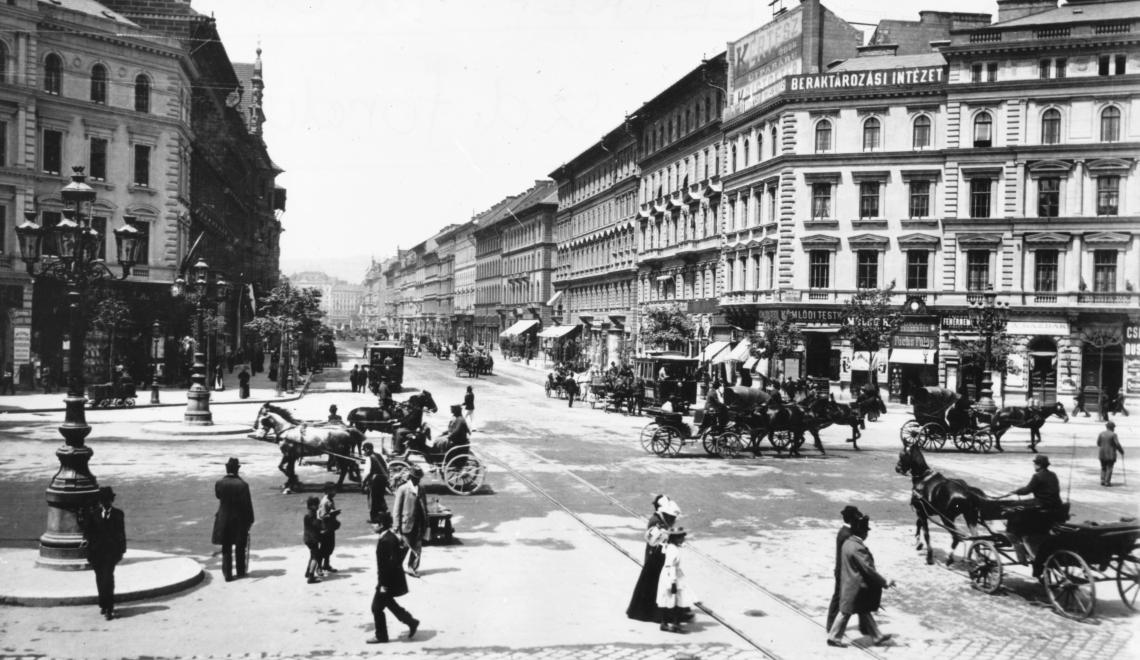Amikor még nem voltak körúti dugók: lovaskocsik és hintók a századfordulós Budapesten
