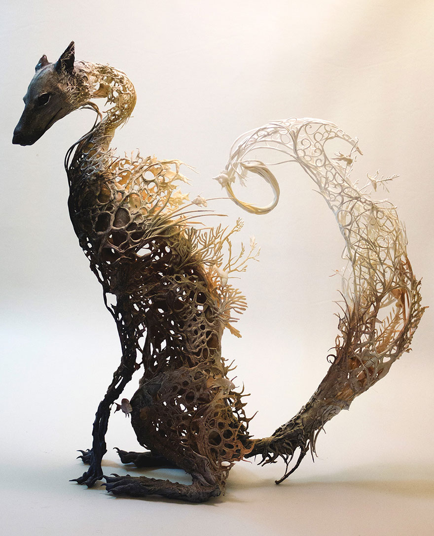 surreal-animal-sculptures-ellen-jewett-2.jpg