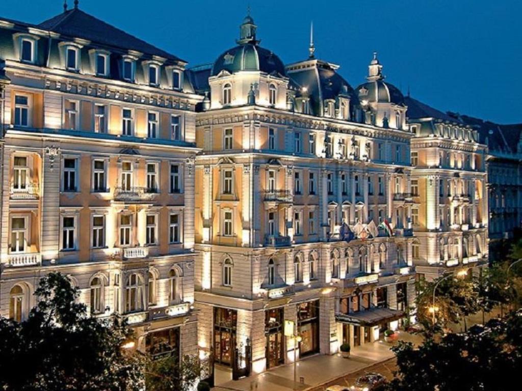 Egy nagykörúti luxushotelben rejtőzik Gruevszki