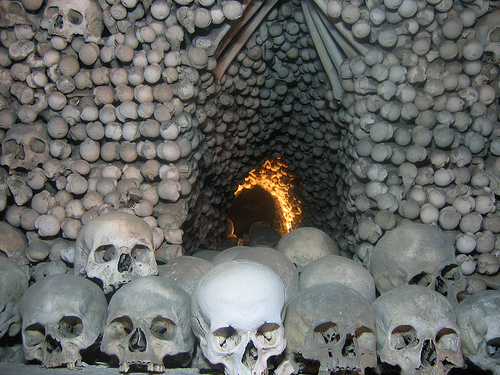 3 horrorisztikus templom emberi csontokból