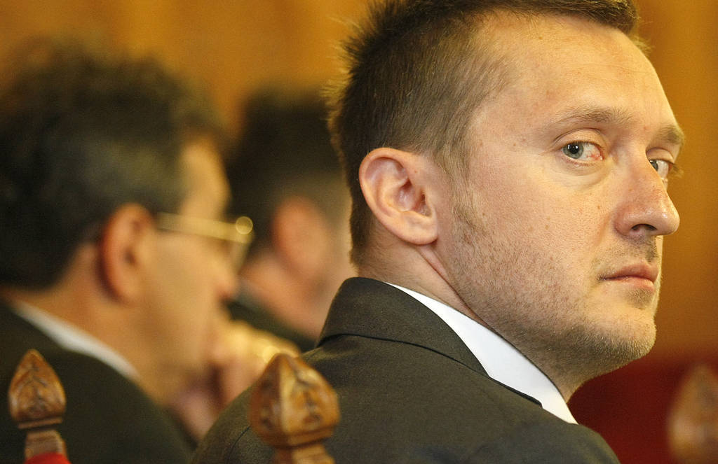 Rogán csak addig maradhat szabadlábon, amíg Orbán Viktor megengedi