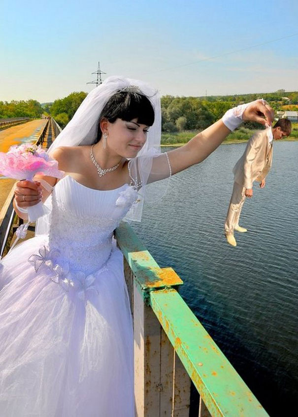 funny-weird-russian-wedding-photos-5-5ac71bf982bed_605.jpg