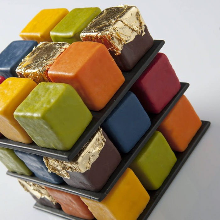 rubiks-cube-cake-pastry-cedric-grolet-58dcf84400568_700.jpg