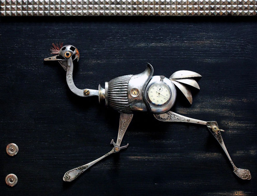lithuanian-artist-creates-steampunk-assemblages-from-various-type-of-metal-parts1_880.jpg