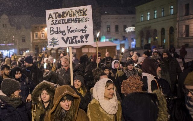 Ráküldheti a Fidesz a nácikat a tüntetőkre