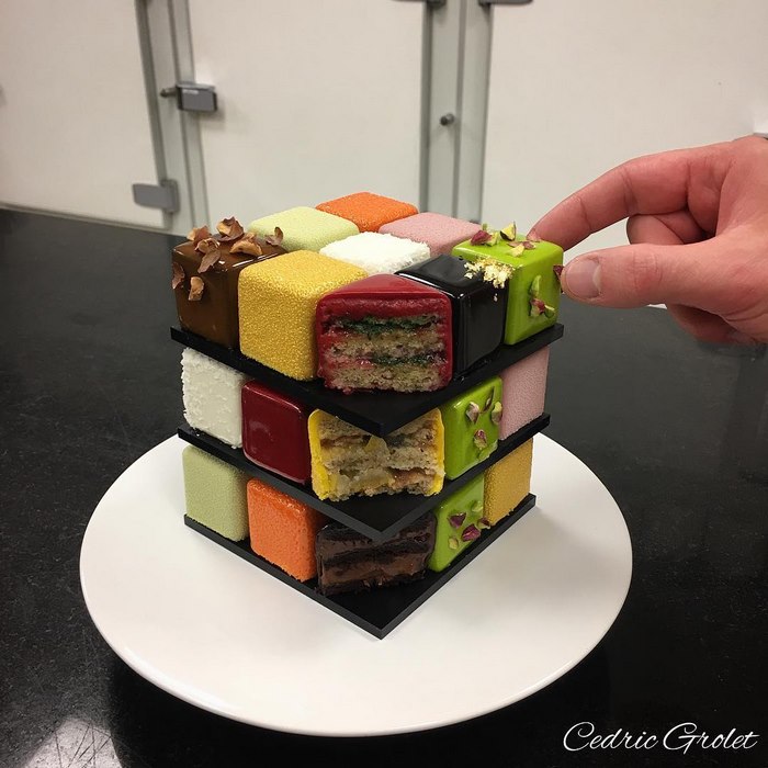 rubiks-cube-cake-pastry-cedric-grolet-31-58dcf7426d6d0_700.jpg
