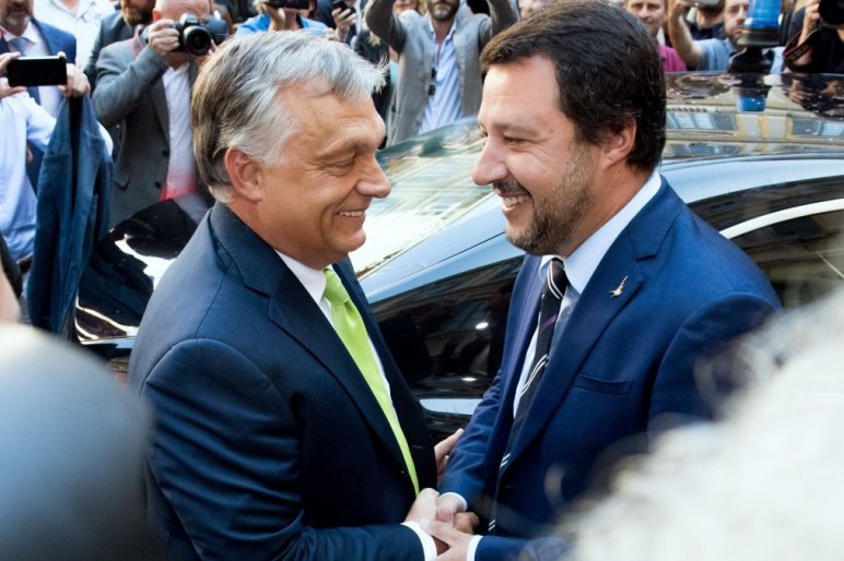 Orbán és Salvini több százezer ember deportálásáról beszélt
