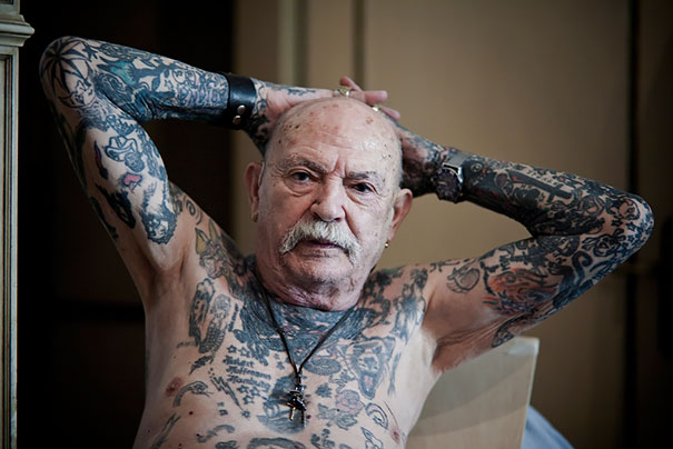 tattooed-elderly-people-15_605.jpg