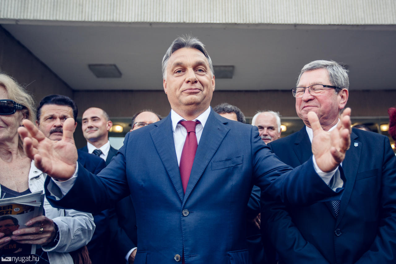 Orbán kijelölte az utat: el a Nyugattól