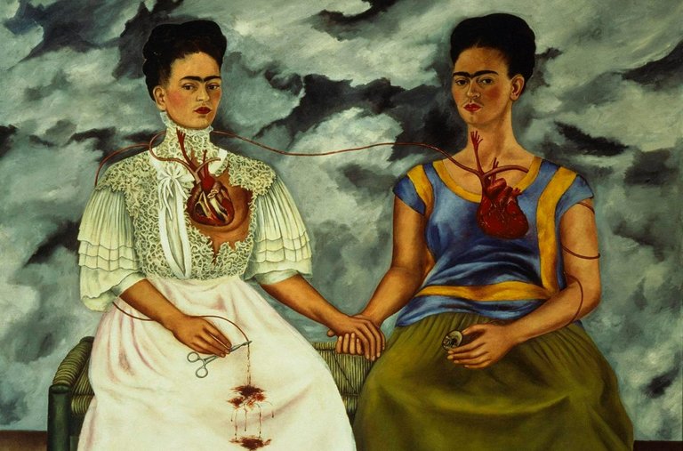 Frida Kahlo önarcképei egyetlen gifen