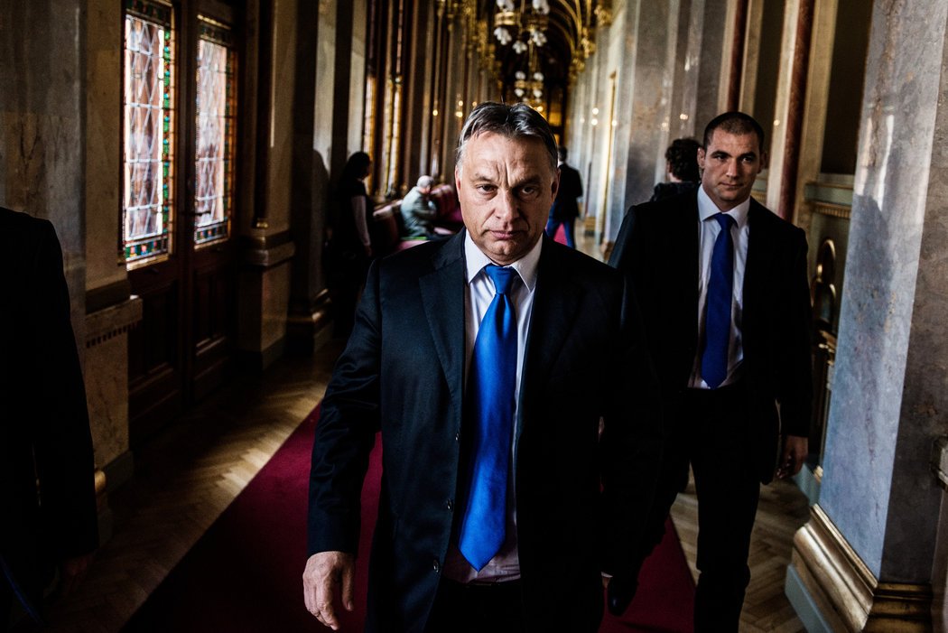 Megtalálta a megoldást a Fidesz, hogyan tudja kivédeni, hogy az Unió beleszóljon az uralkodásukba