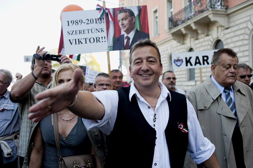 Bayerből megint előbújt a kultúrlény: szerinte Bereményi egy alkoholista f.sz