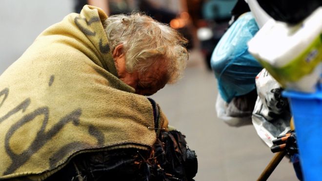 Sorban lázadnak fel a bíróságok a Fidesz hajléktalantörvénye ellen