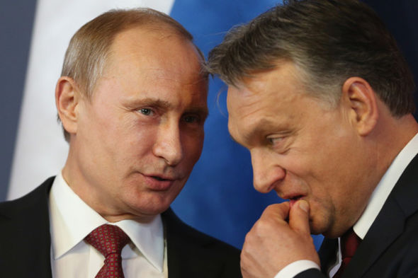 Wall Street Journal: Orbán rendszere még nem a Putyin-mintájú tekintélyelvű állam, de afelé halad