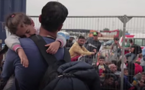 Két magyar főpap megmutatta, emberhez méltóan is lehet bánni a menekültekkel