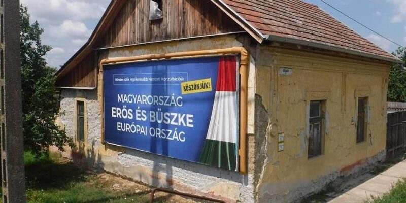 A Fidesz-kormány részletekben szedi vissza a pénzt, amit a választás megnyerése érdekében kiosztott