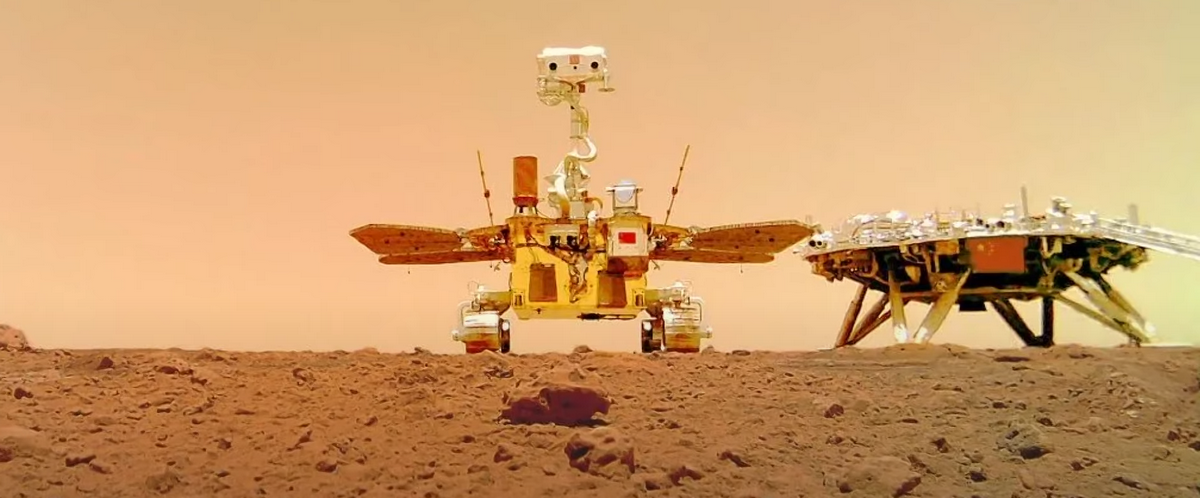 zhurong_rover_and_tianwen-1_lander_cropped.png