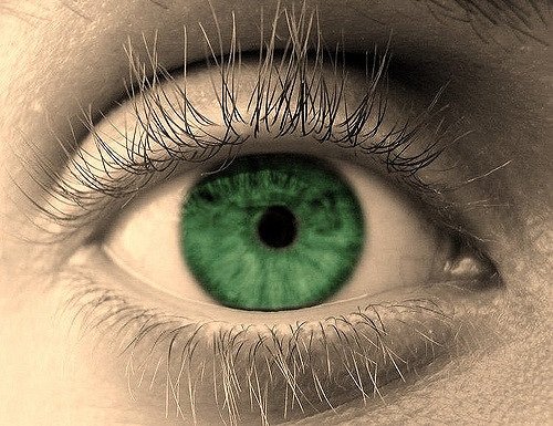 Milyen betegségekről árulkodik szemed színe?