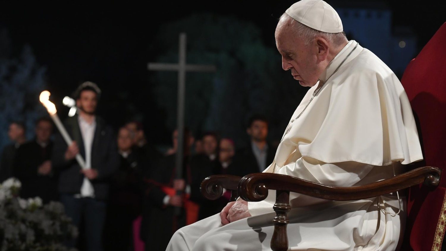 Pedofília az egyházban: Ferenc pápa eltörölte a titoktartás kötelezettségét