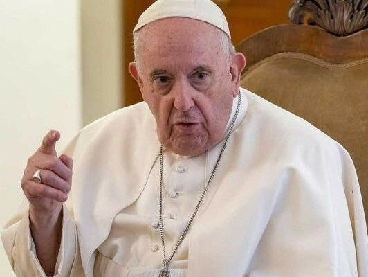 Ferenc pápa: „Már aláírtam a lemondásomat”
